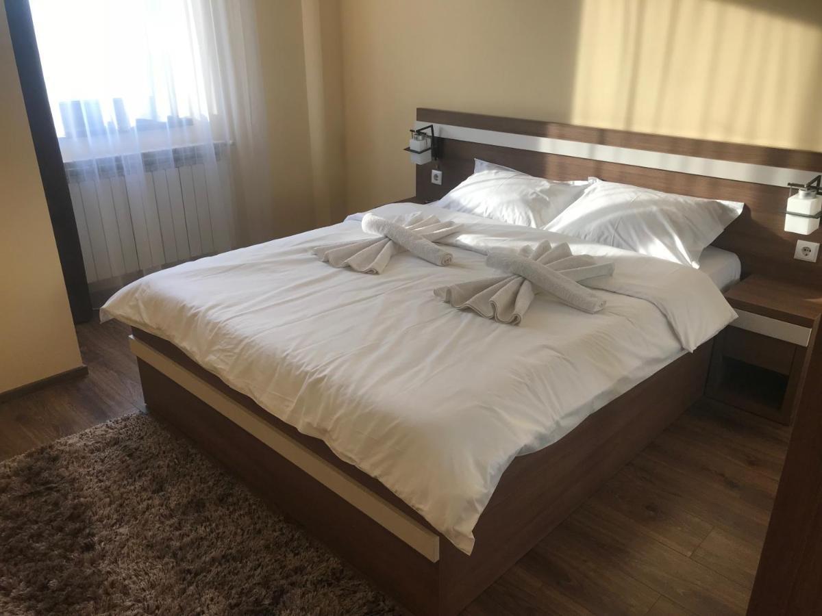 Constantin Lake View Apartment Констанца Екстер'єр фото